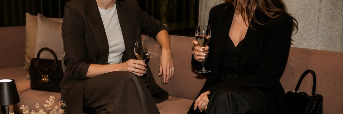 Wat draag je naar een zakelijk diner? Zo vind je de perfecte look!