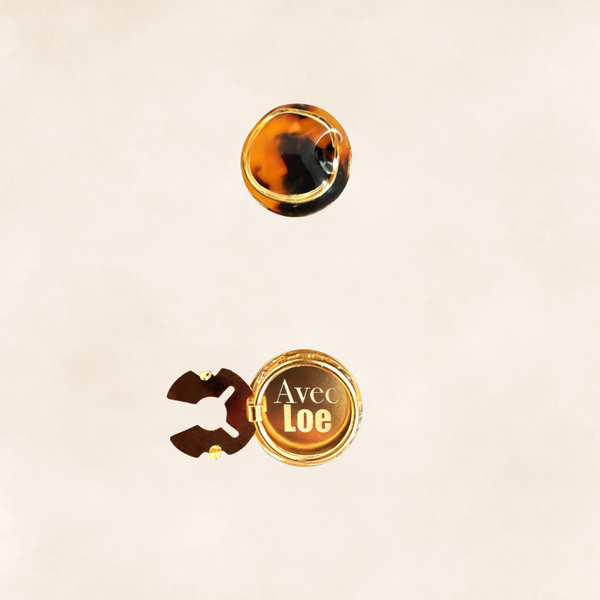 button covers amber sauvage