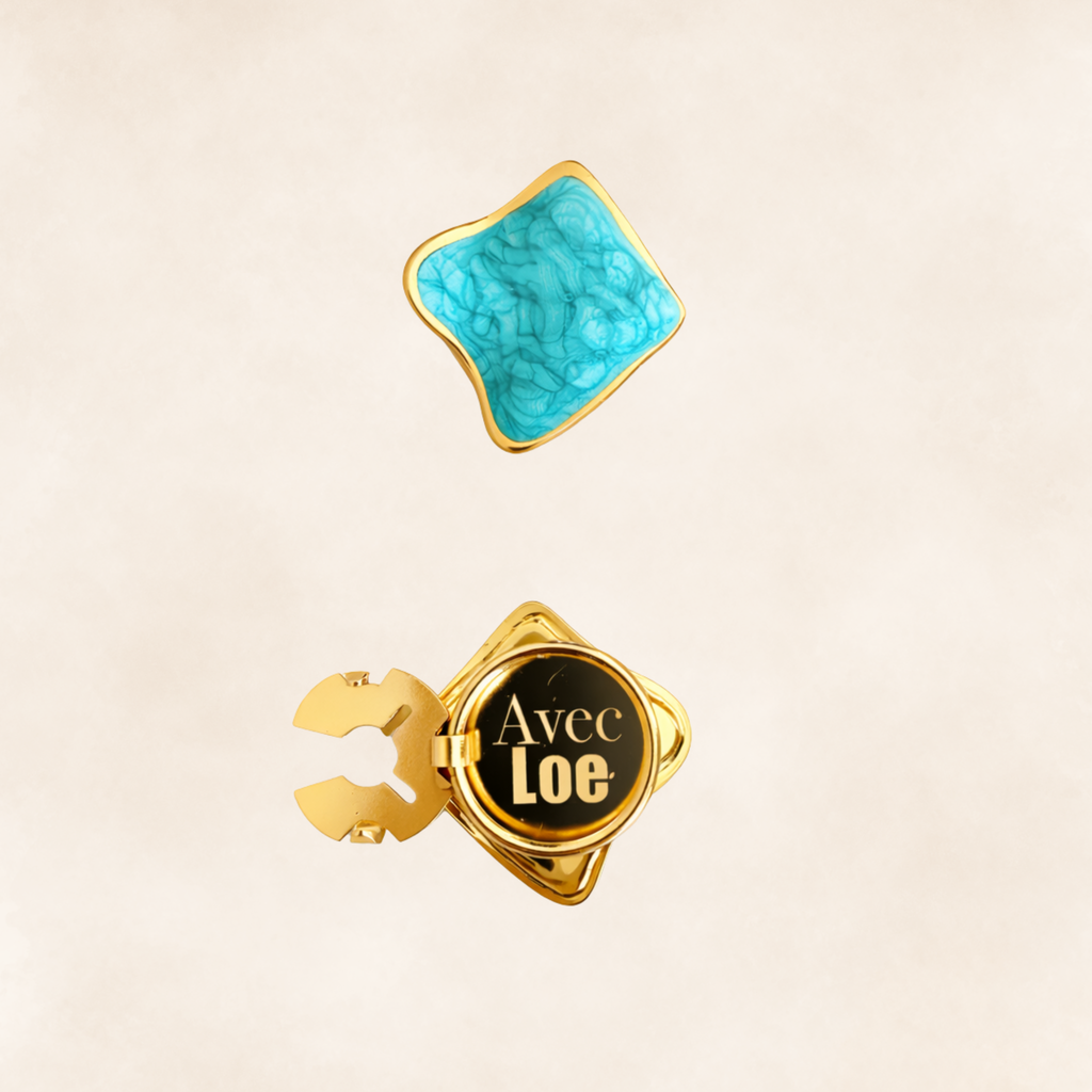 Button covers lagune
